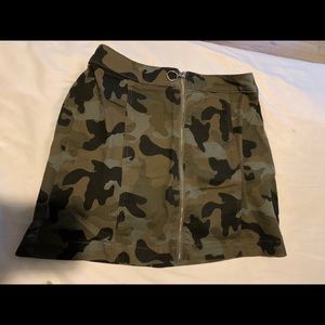 Army/ Camo print denim skirt